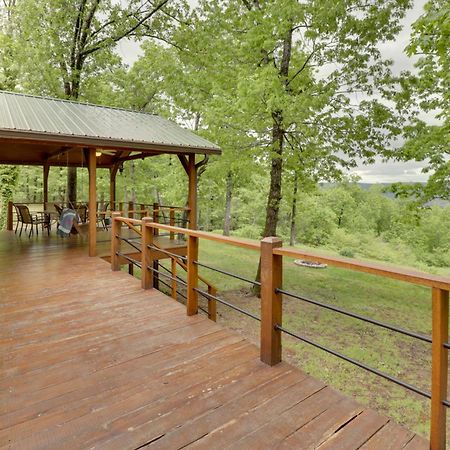 Spacious And Elegant Mountain View Cabin With Deck! Exterior foto