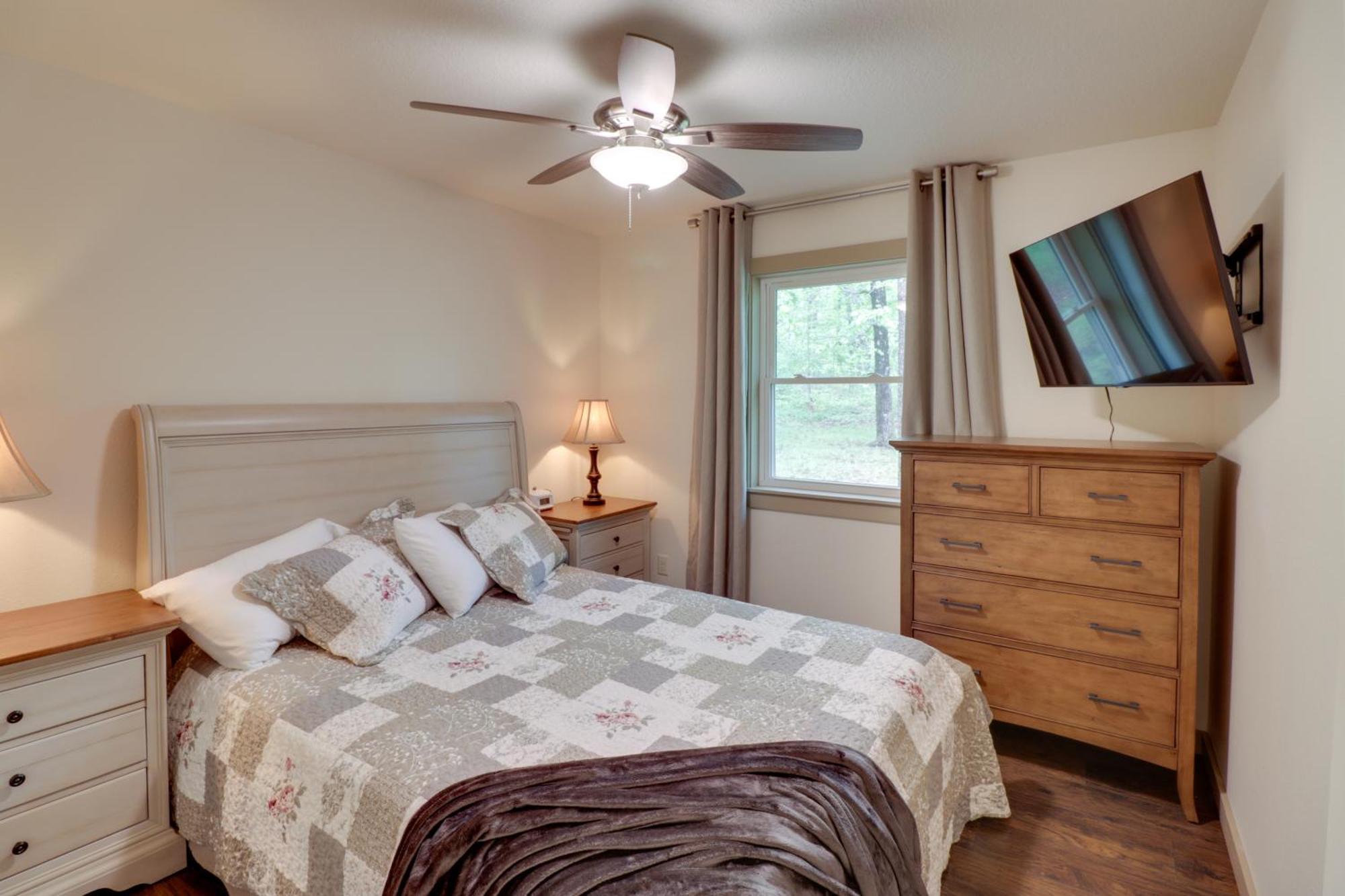 Spacious And Elegant Mountain View Cabin With Deck! Exterior foto