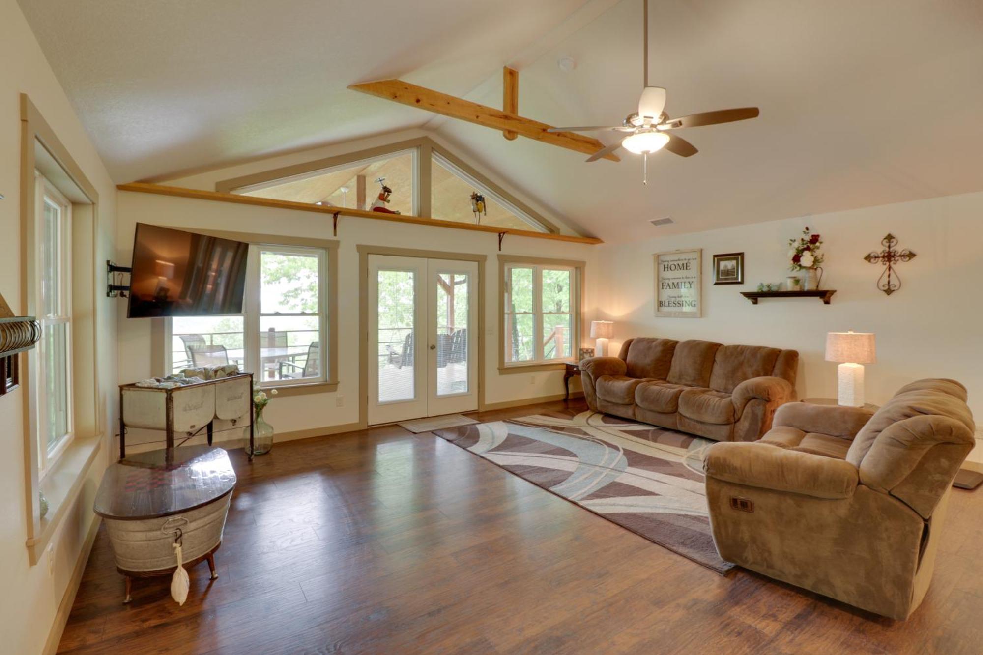 Spacious And Elegant Mountain View Cabin With Deck! Exterior foto
